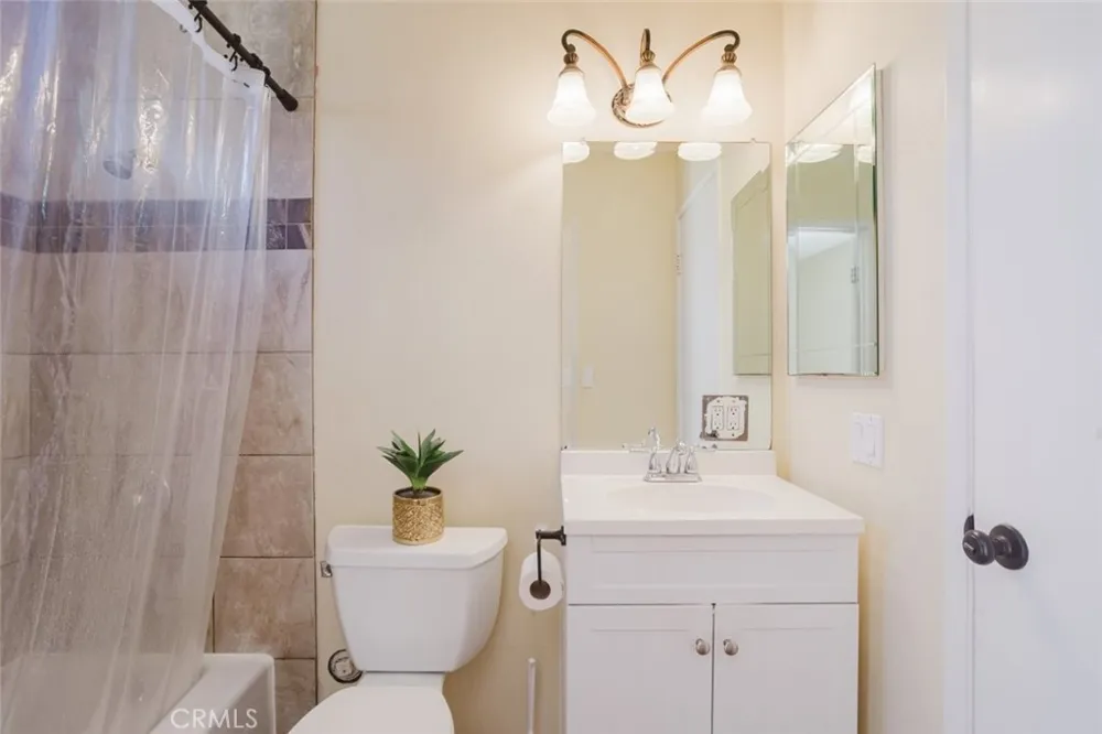 2380 Bryson Place Simi Valley, CA 93065