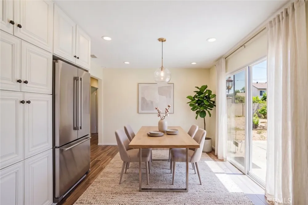 2380 Bryson Place Simi Valley, CA 93065