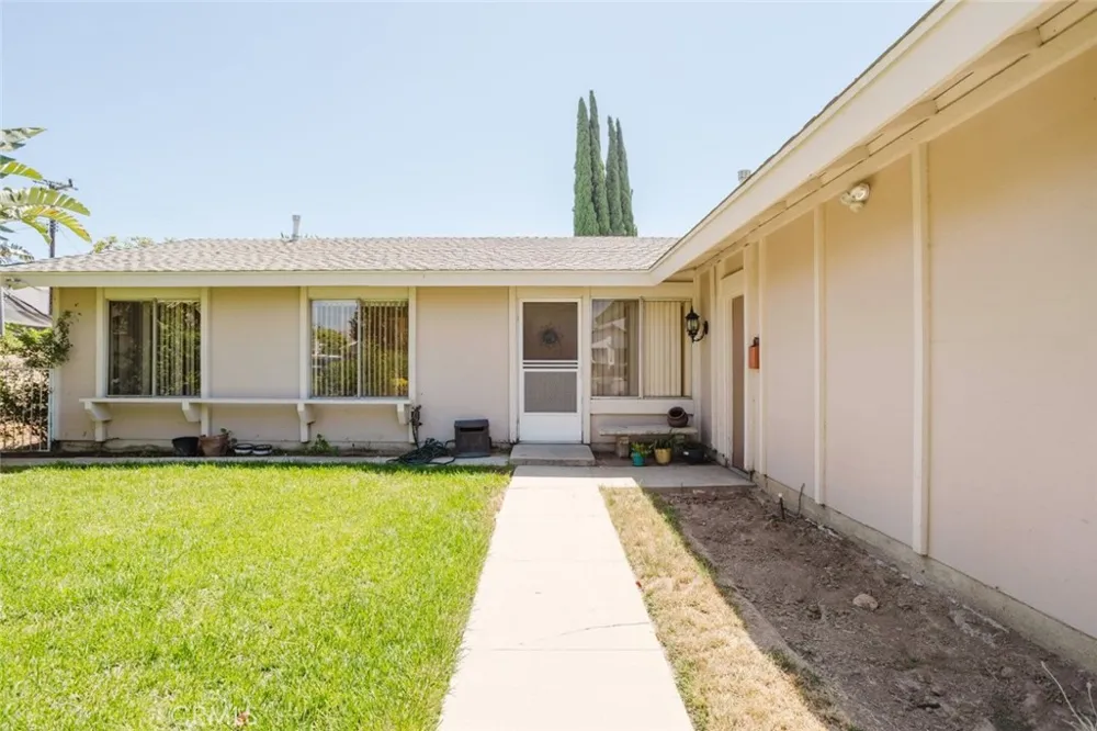 2380 Bryson Place Simi Valley, CA 93065