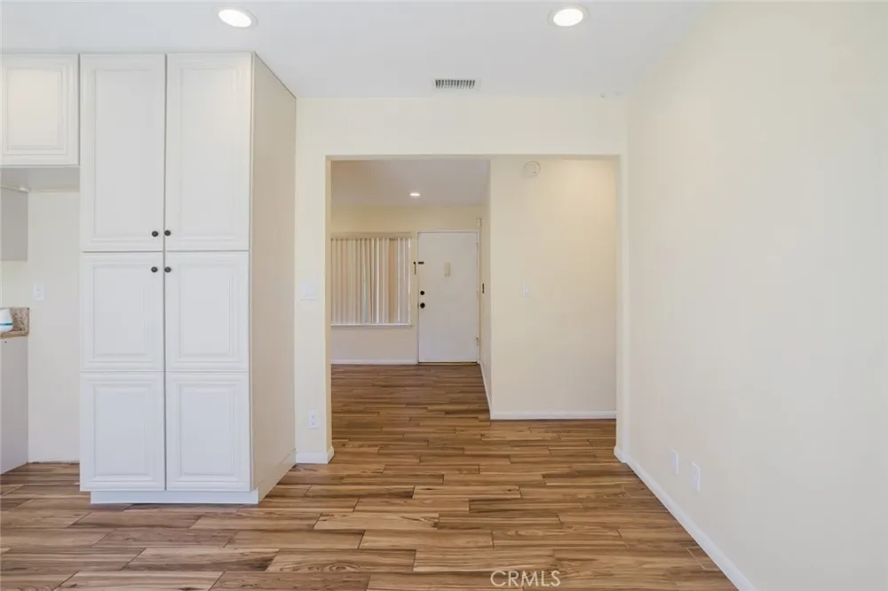 2380 Bryson Place Simi Valley, CA 93065