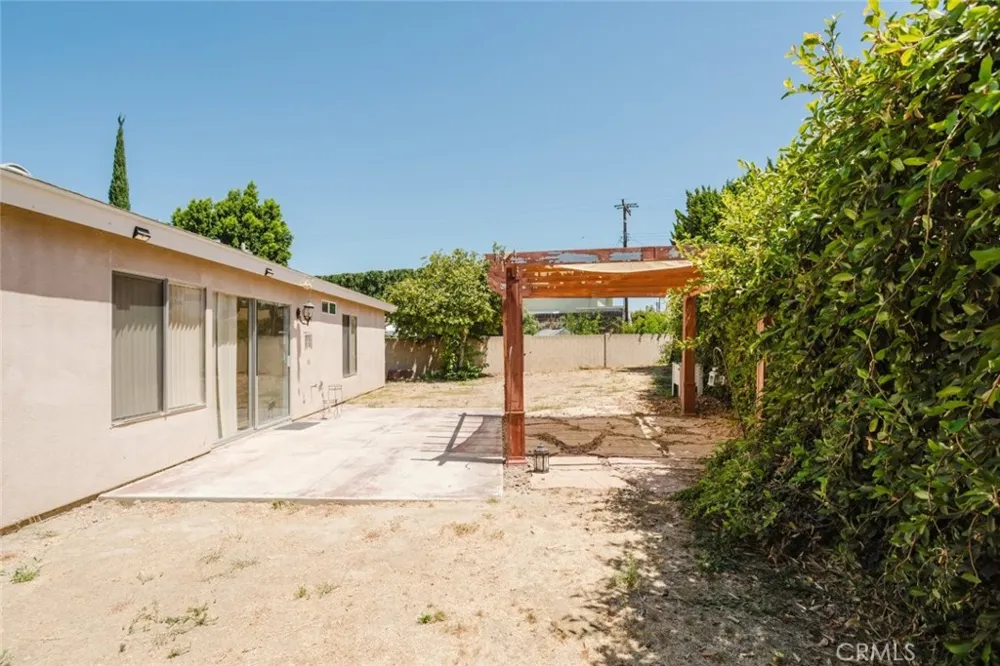 2380 Bryson Place Simi Valley, CA 93065