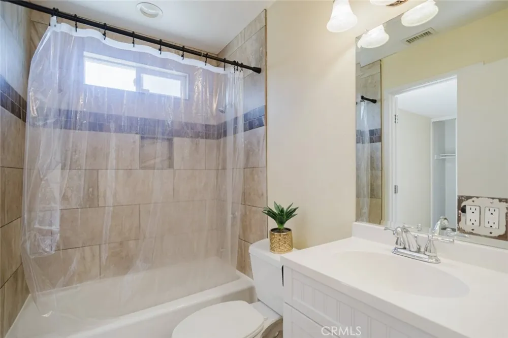2380 Bryson Place Simi Valley, CA 93065