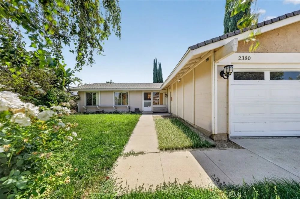 2380 Bryson Place Simi Valley, CA 93065