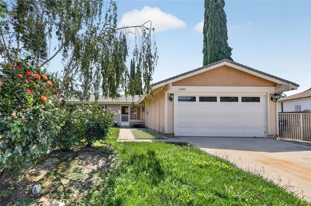 2380 Bryson Place Simi Valley, CA 93065