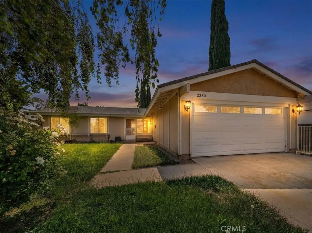 2380 Bryson Place Simi Valley, CA 93065