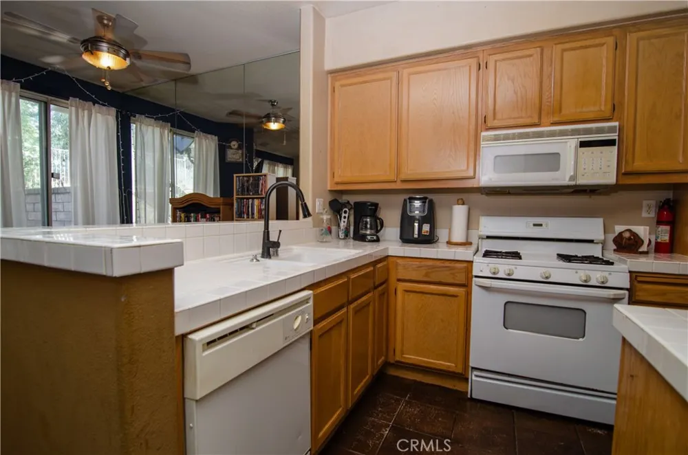 23617 Big Sky Walk #120 Valencia, CA 91354