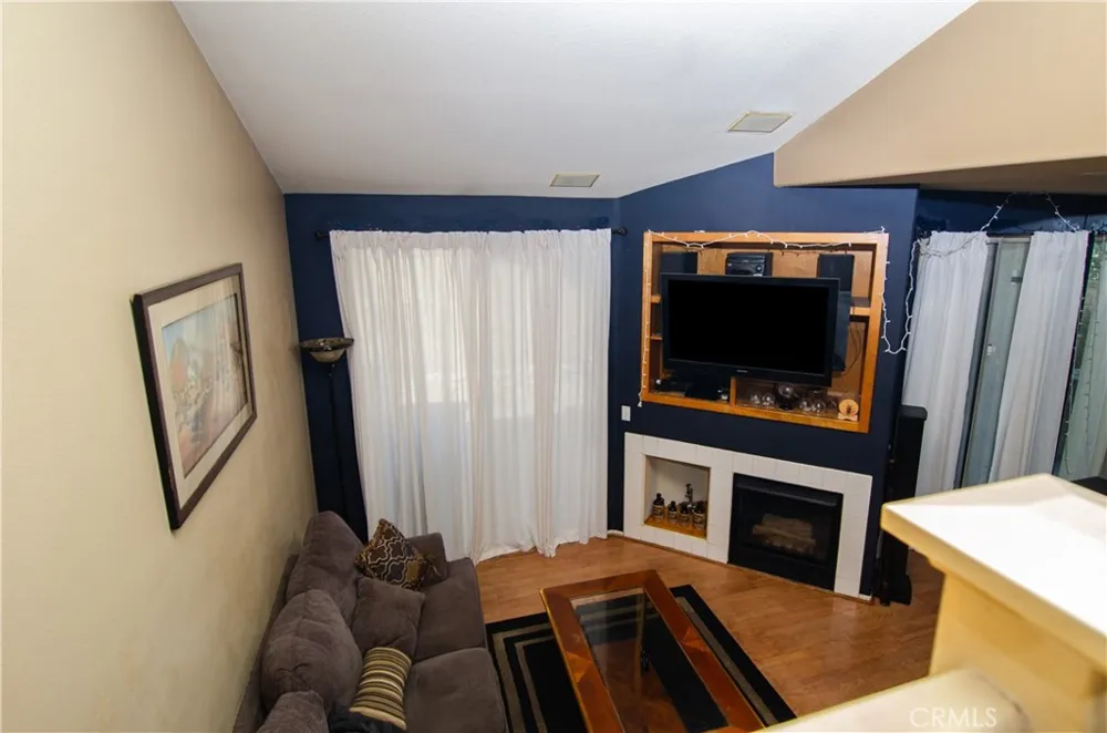 23617 Big Sky Walk #120 Valencia, CA 91354