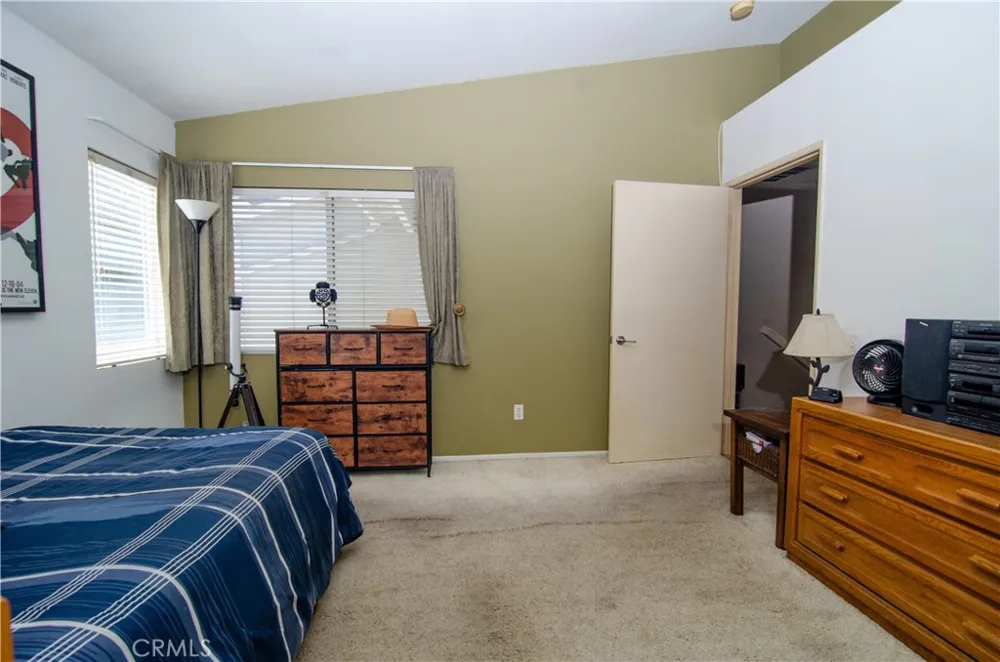 23617 Big Sky Walk #120 Valencia, CA 91354