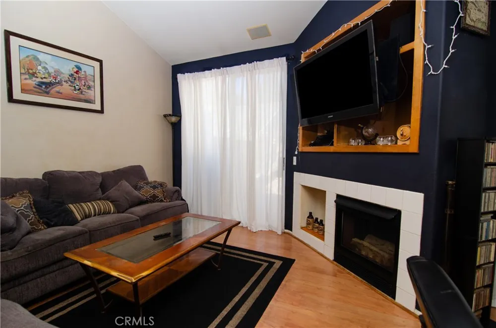 23617 Big Sky Walk #120 Valencia, CA 91354