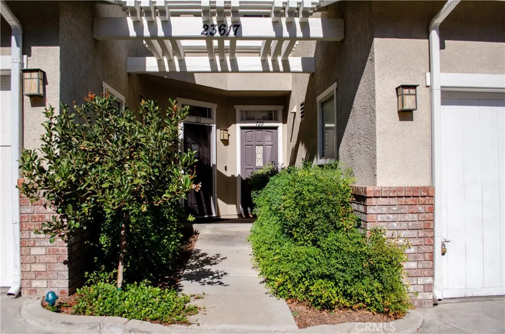 23617 Big Sky Walk #120 Valencia, CA 91354