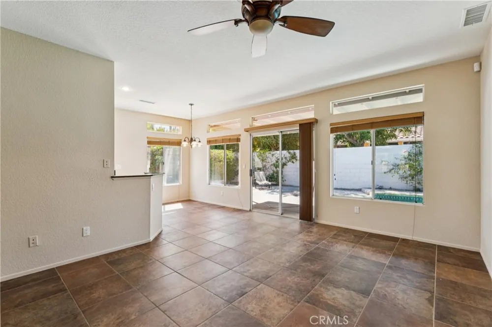 69921 Willow Lane Cathedral City, CA 92234