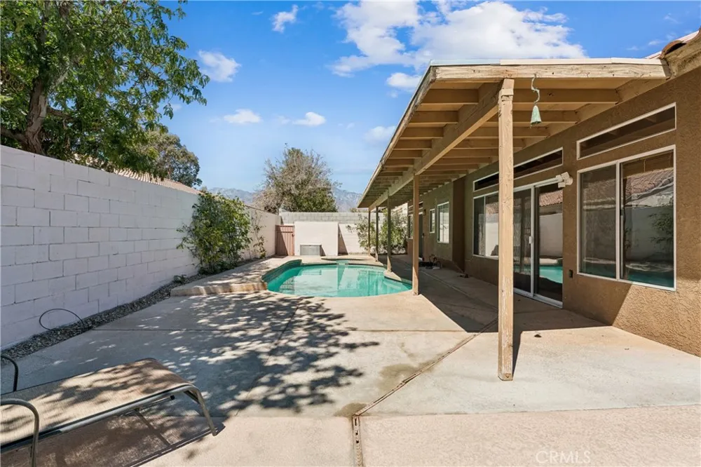 69921 Willow Lane Cathedral City, CA 92234