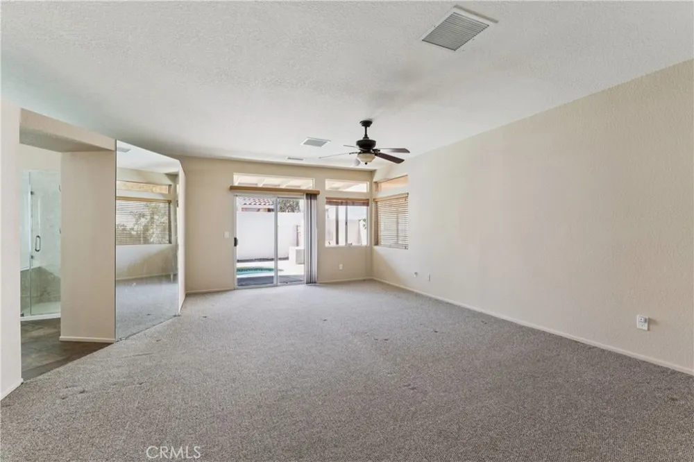 69921 Willow Lane Cathedral City, CA 92234