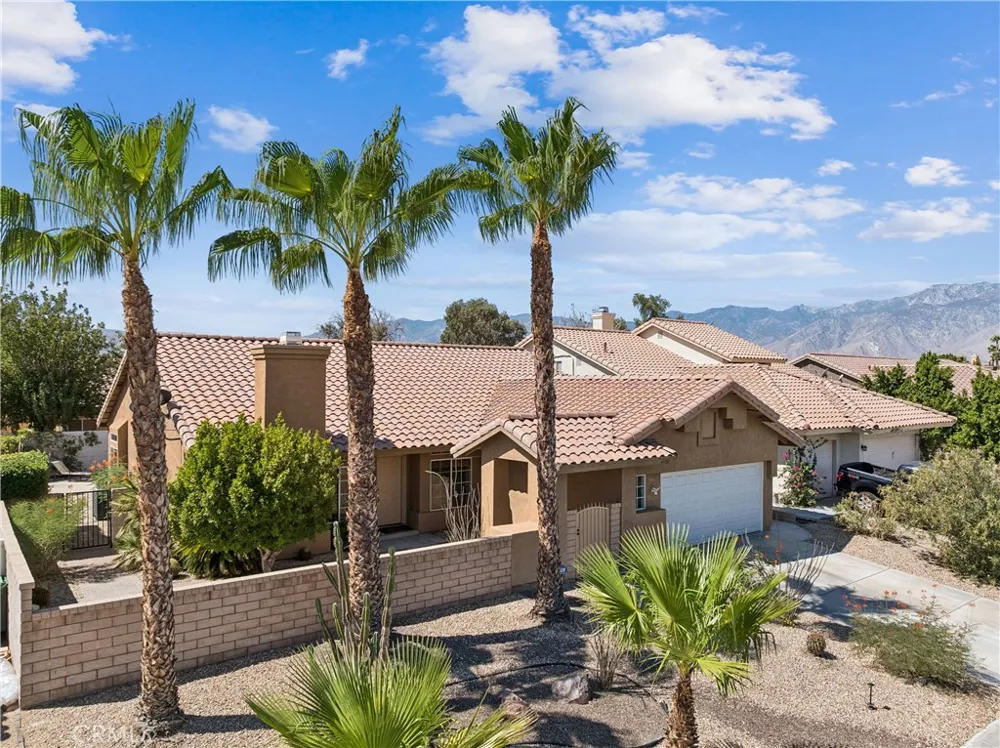 69921 Willow Lane Cathedral City, CA 92234