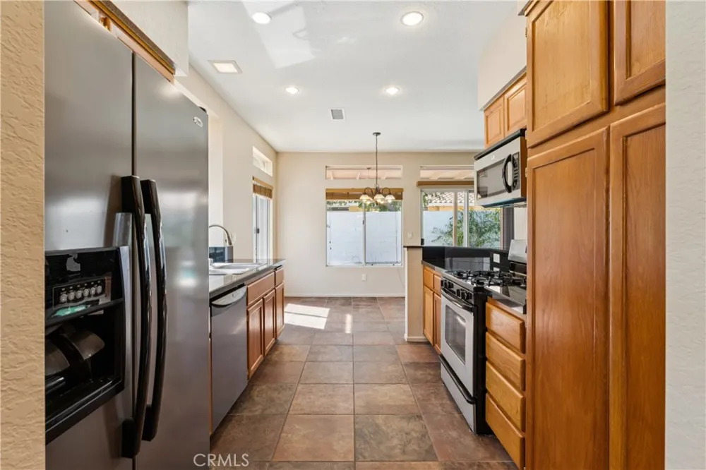 69921 Willow Lane Cathedral City, CA 92234