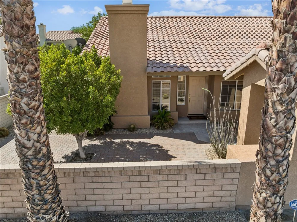 69921 Willow Lane Cathedral City, CA 92234