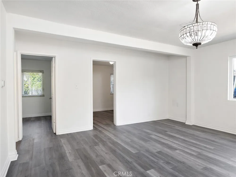 5020 Topanga Canyon Boulevard Woodland Hills, CA 91364