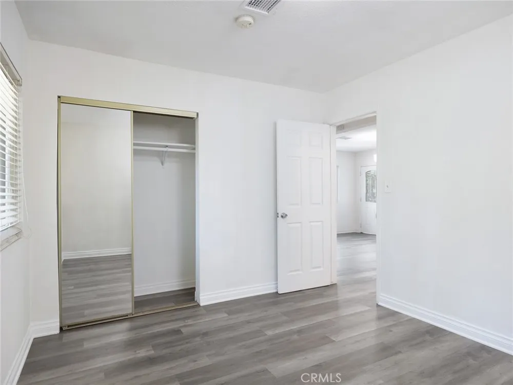 5020 Topanga Canyon Boulevard Woodland Hills, CA 91364