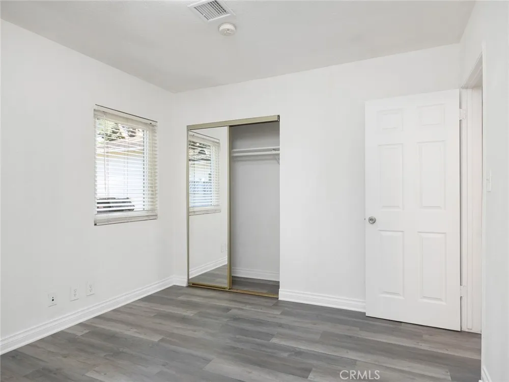 5020 Topanga Canyon Boulevard Woodland Hills, CA 91364