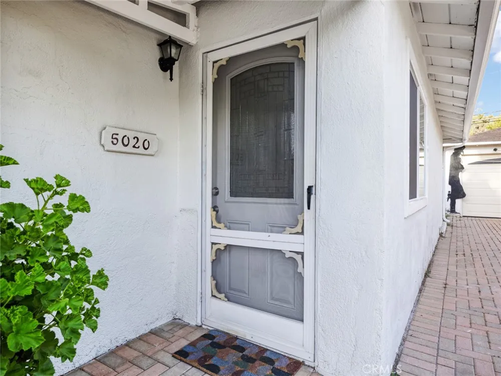 5020 Topanga Canyon Boulevard Woodland Hills, CA 91364