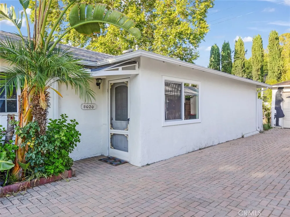 5020 Topanga Canyon Boulevard Woodland Hills, CA 91364