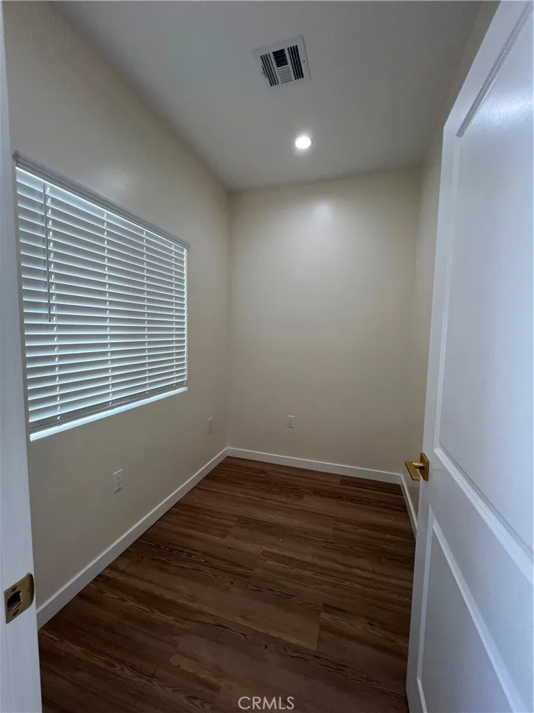 10658 East Avenue R10 Littlerock, CA 93543