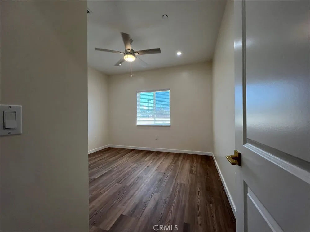 10658 East Avenue R10 Littlerock, CA 93543
