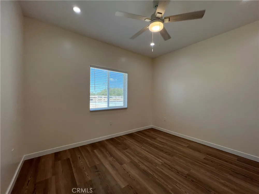 10658 East Avenue R10 Littlerock, CA 93543