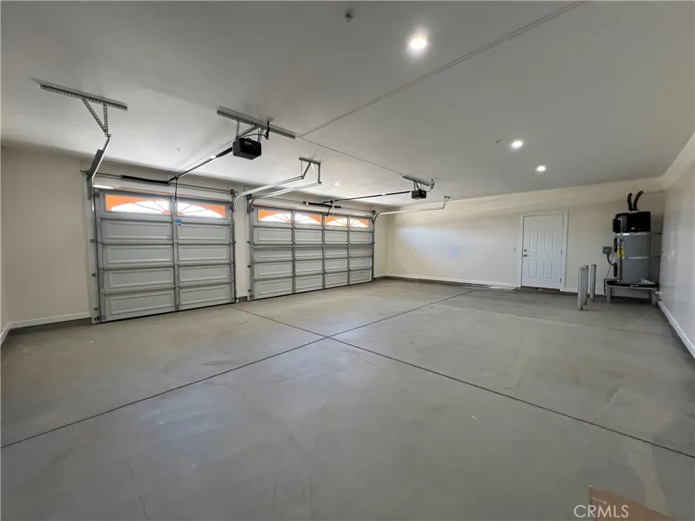 10658 East Avenue R10 Littlerock, CA 93543