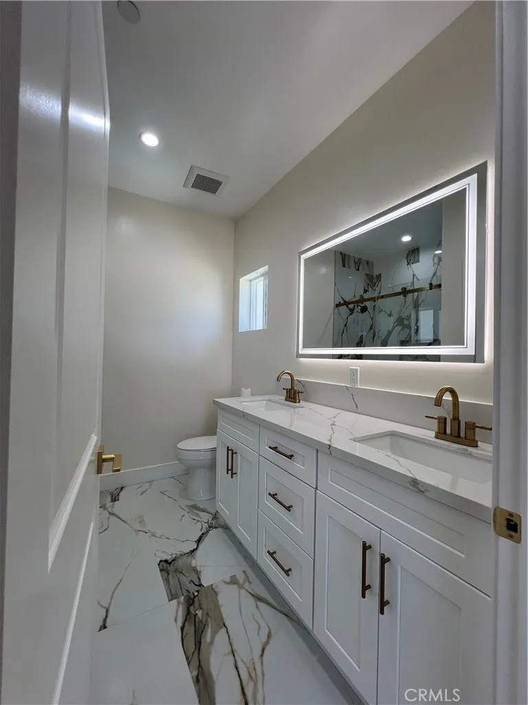 10658 East Avenue R10 Littlerock, CA 93543