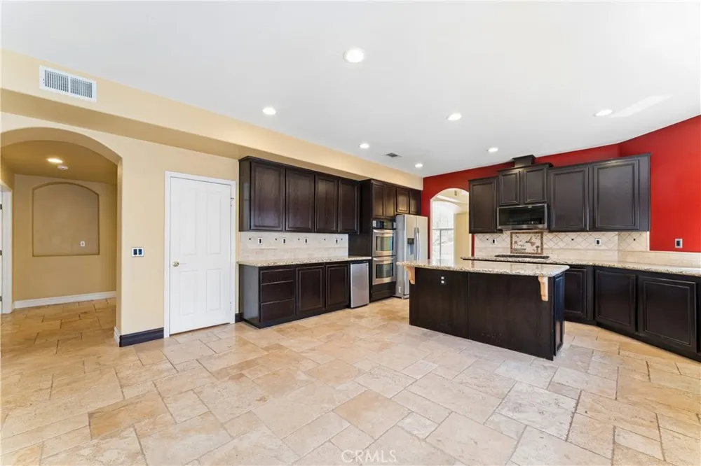 847 Amaryllis Avenue Simi Valley, CA 93065