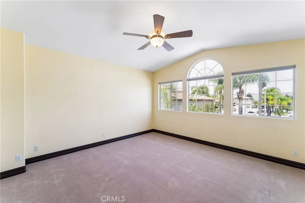 847 Amaryllis Avenue Simi Valley, CA 93065
