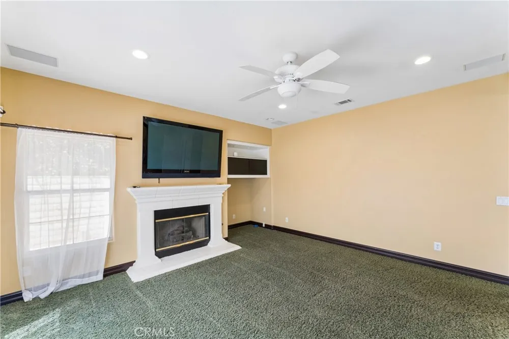 847 Amaryllis Avenue Simi Valley, CA 93065