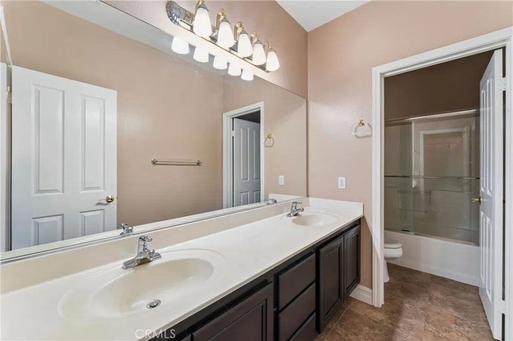 847 Amaryllis Avenue Simi Valley, CA 93065