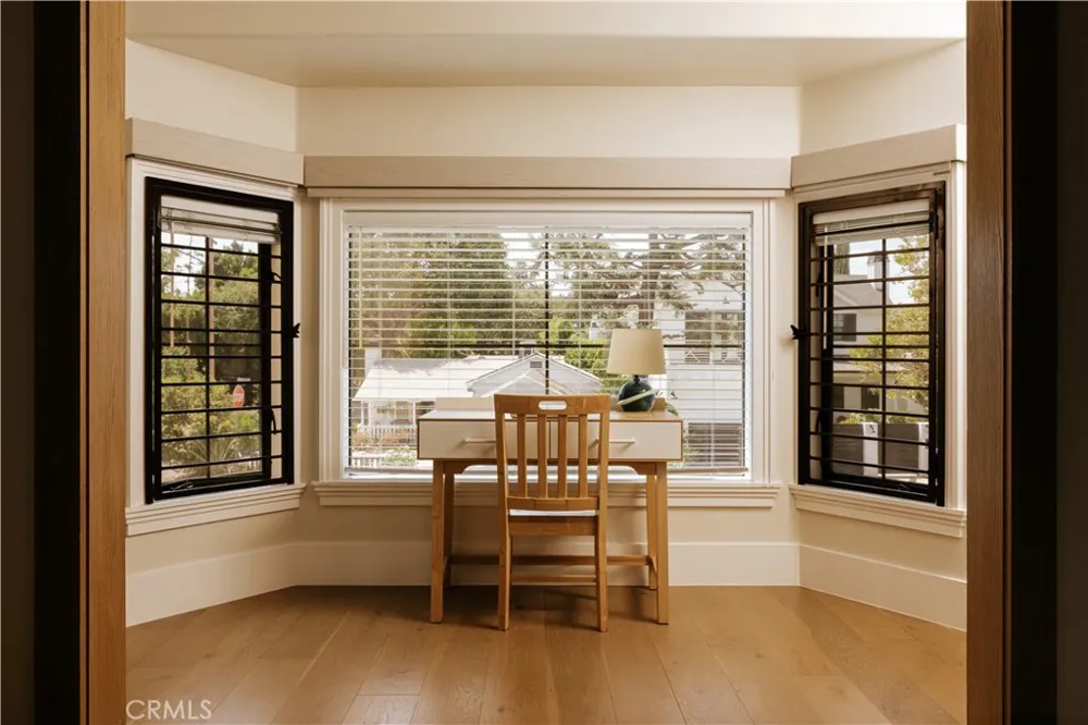14803 Otsego Street Sherman Oaks, CA 91403