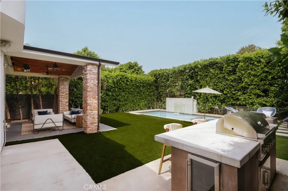 14803 Otsego Street Sherman Oaks, CA 91403