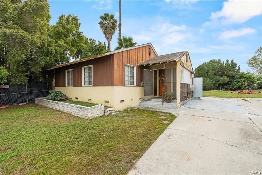 5725 Enfield Avenue Encino, CA 91316