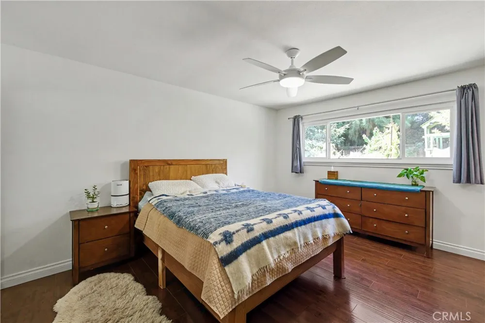 7329 Sausalito West Hills, CA 91307