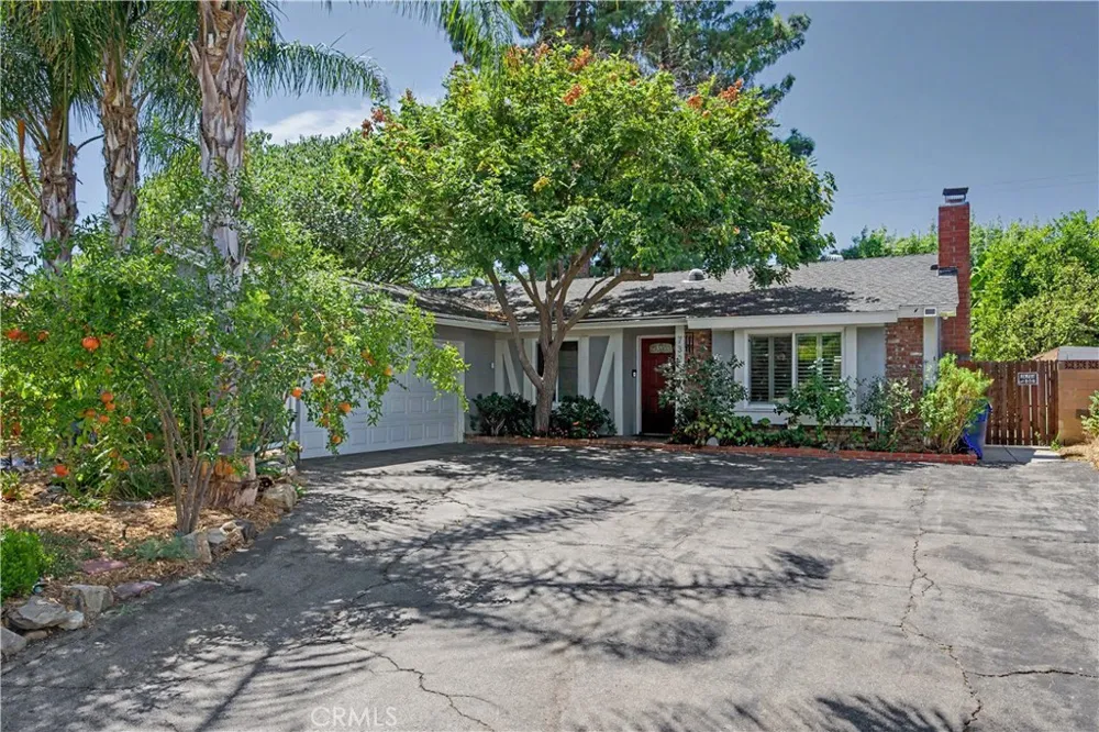 7329 Sausalito West Hills, CA 91307
