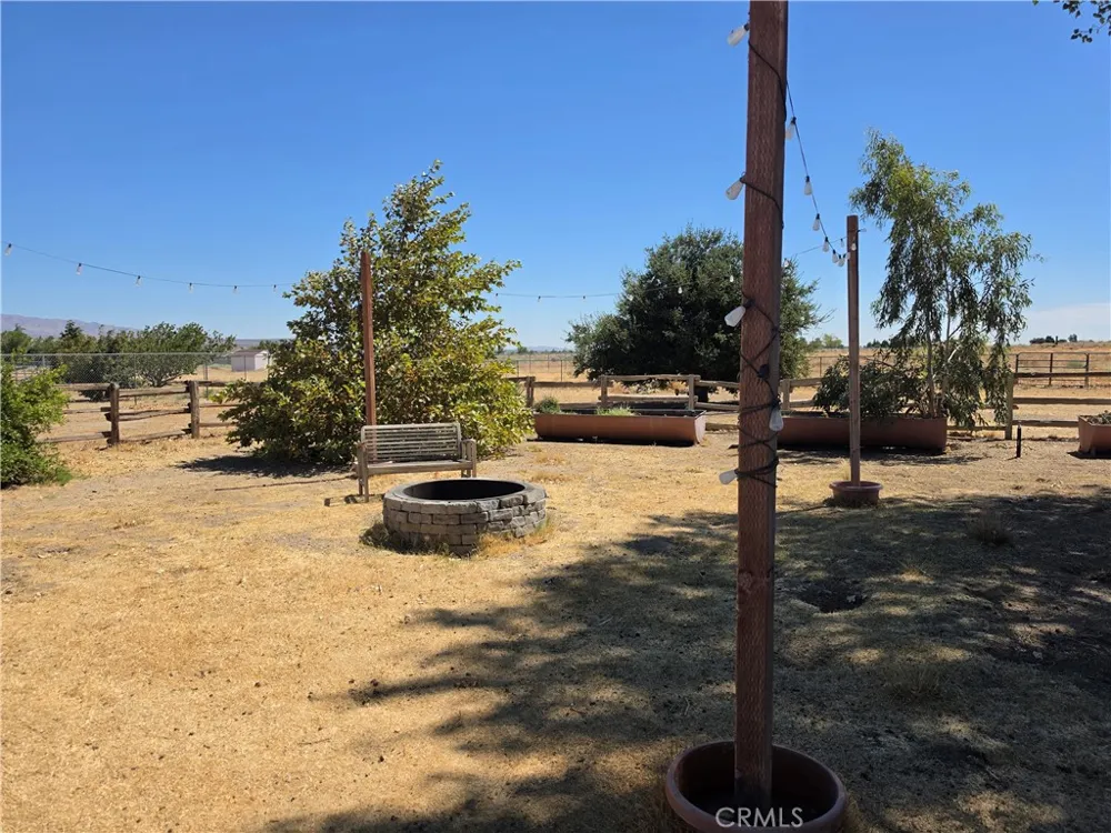 50008 Three Points Lancaster, CA 93536