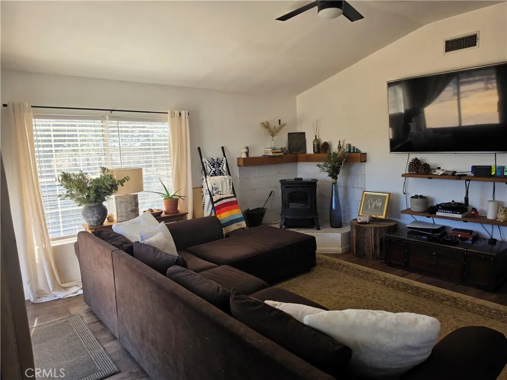 50008 Three Points Lancaster, CA 93536