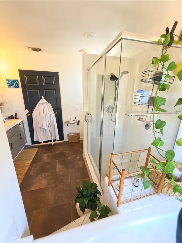 50008 Three Points Lancaster, CA 93536