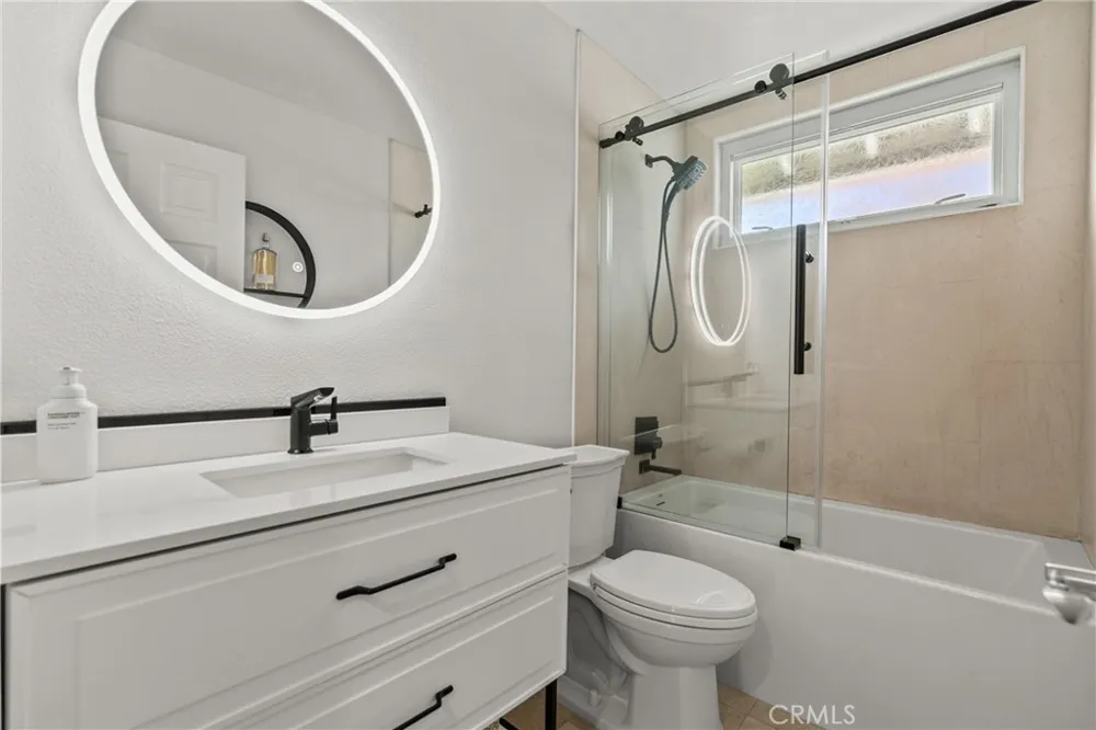 23950 Bar Harbor Court Valencia, CA 91355