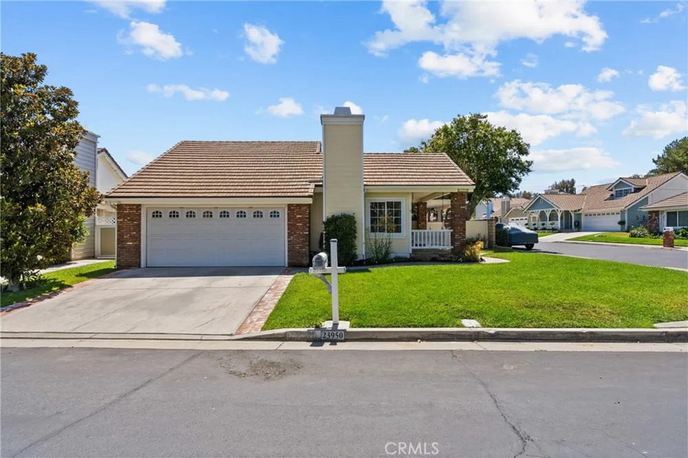 23950 Bar Harbor Court Valencia, CA 91355