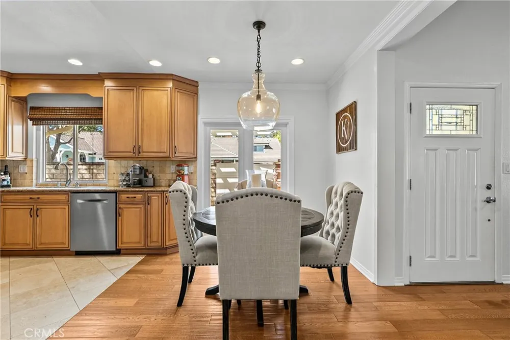 23950 Bar Harbor Court Valencia, CA 91355