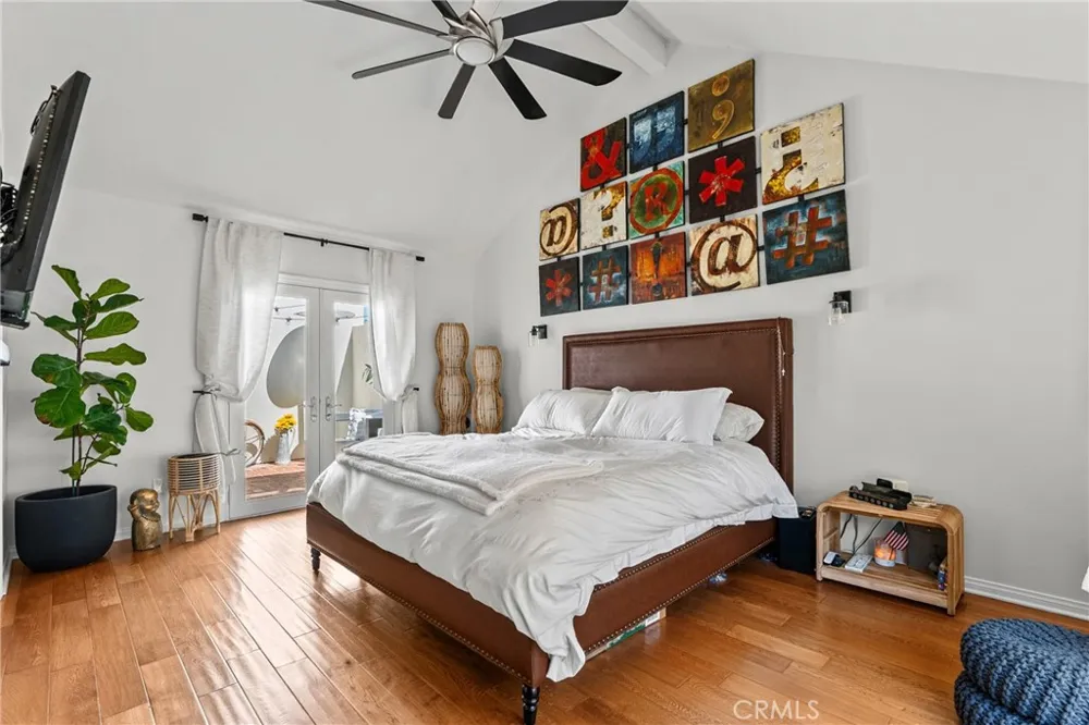 23950 Bar Harbor Court Valencia, CA 91355