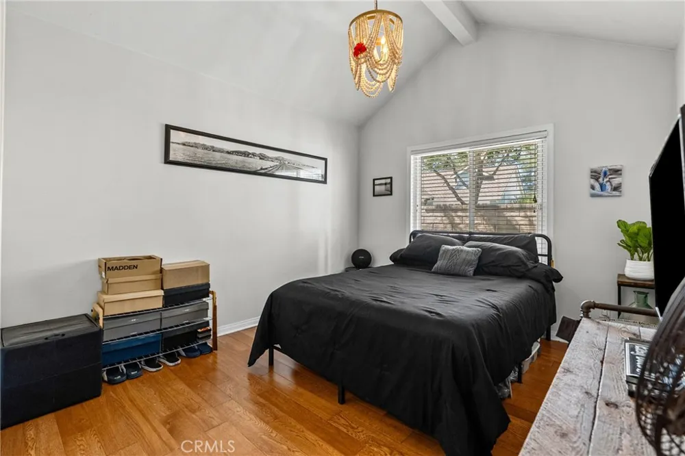 23950 Bar Harbor Court Valencia, CA 91355