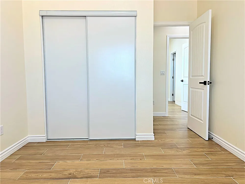 9256 E Avenue R-14 E Littlerock, CA 93543