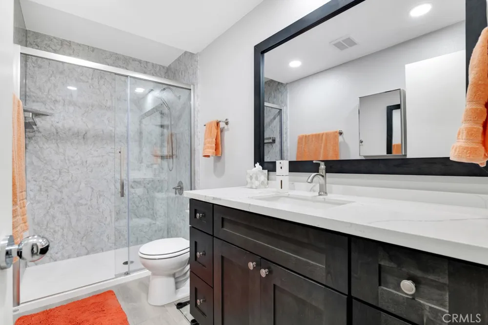 5230 Bellingham #7 Valley Village, CA 91607
