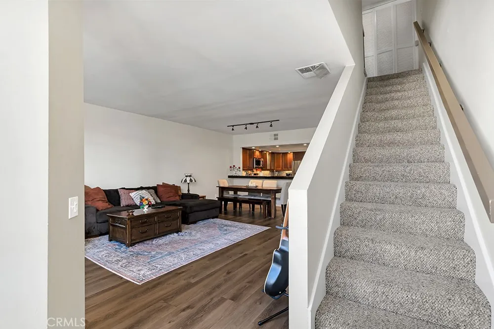 5230 Bellingham #7 Valley Village, CA 91607